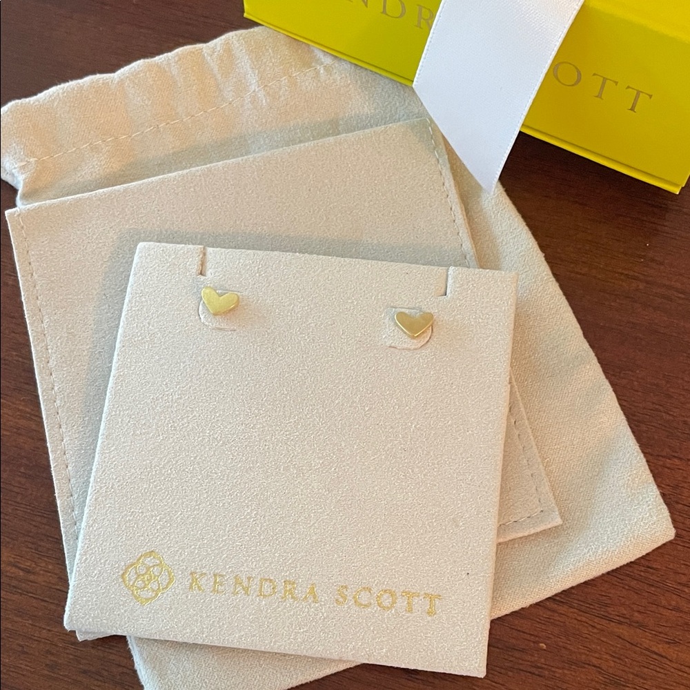 Kendra Scott Ari Heart Earrings - 18K Gold Vermeil